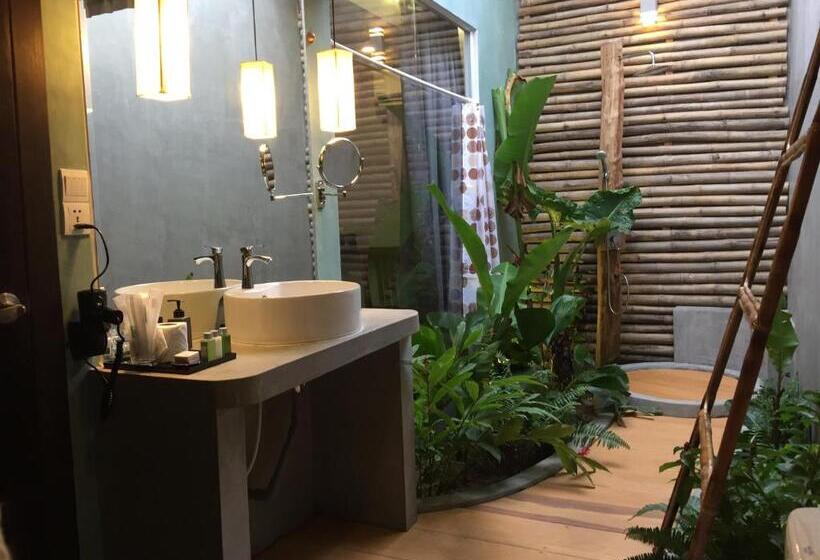 غرفة ديلوكس عائلية, Five.s