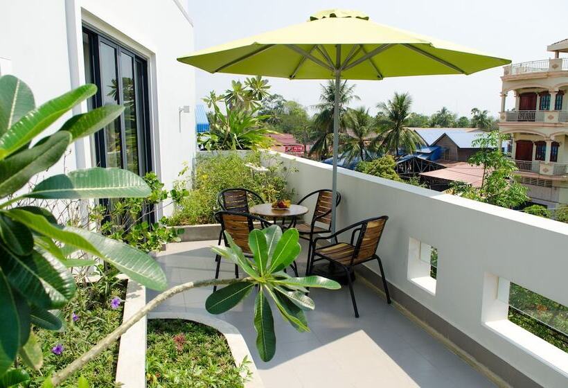 جناح عائلي, Five.s