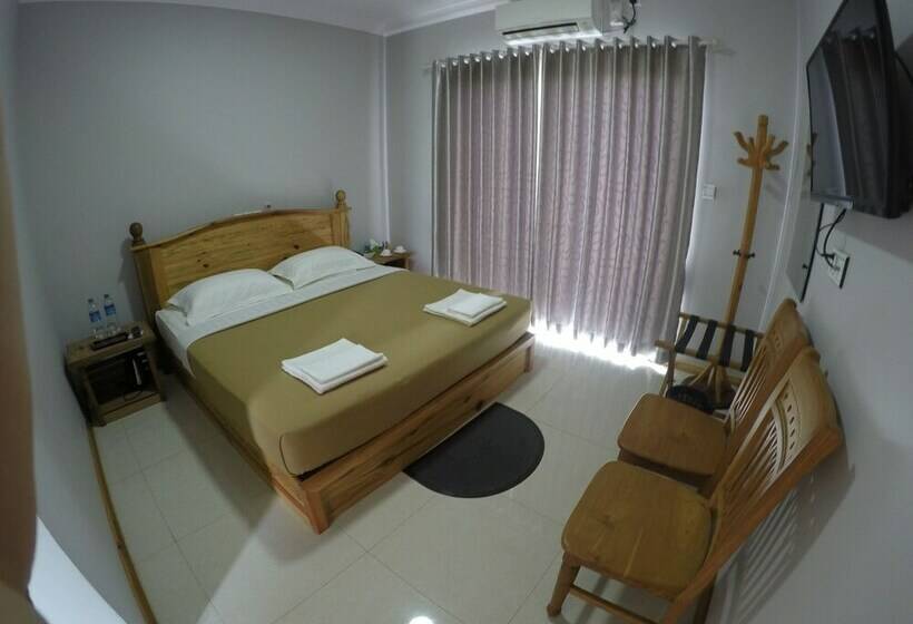 اتاق استاندارد, Golden Guest