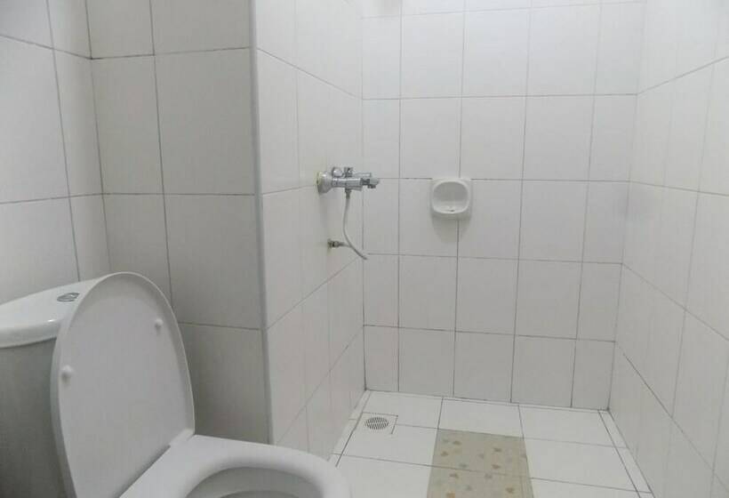 اتاق استاندارد, Kayegi Hotel Mbale