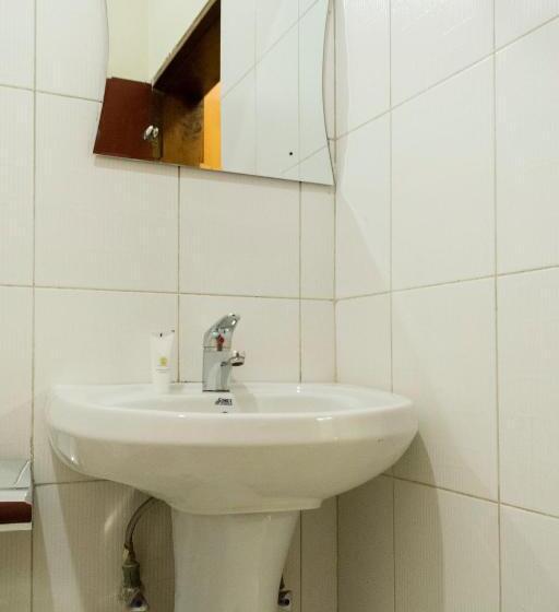 اتاق استاندارد, Kayegi Hotel Mbale