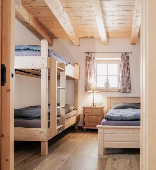 ファミリールーム, Berggasthaus & Lodge Resterhöhe