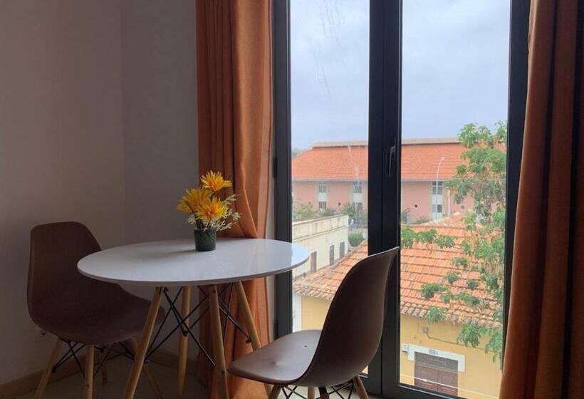 اتاق لوکس, Deluxe Apart