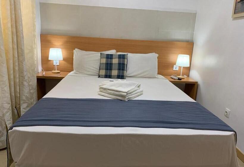 اتاق اکونومی, Deluxe Apart