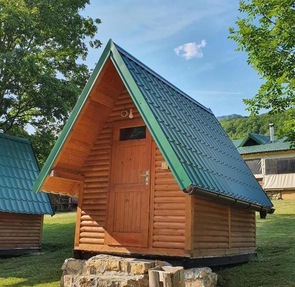 بانگلوی استاندارد, Grand Tara Rafting Resort