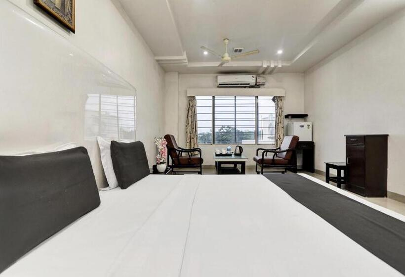 Трехместный Номер Классика, Townhouse Eluru