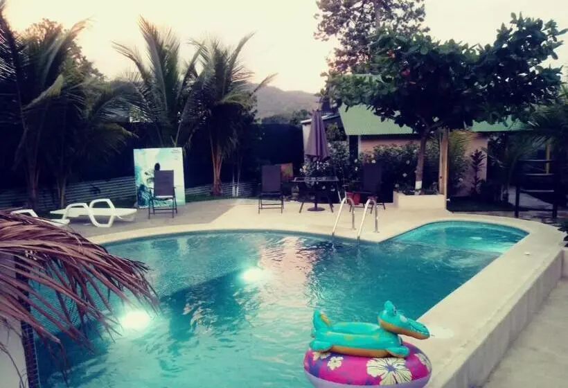 Standard-bungalow Puutarhanäkymä, Jaco Surf Beachbungalow