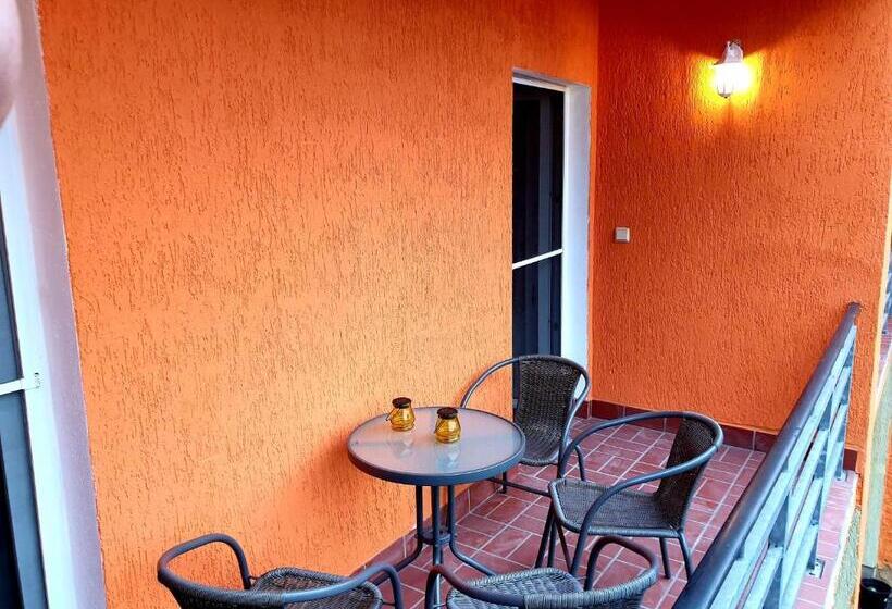 Номер Стандарт с Балконом, Naundorf