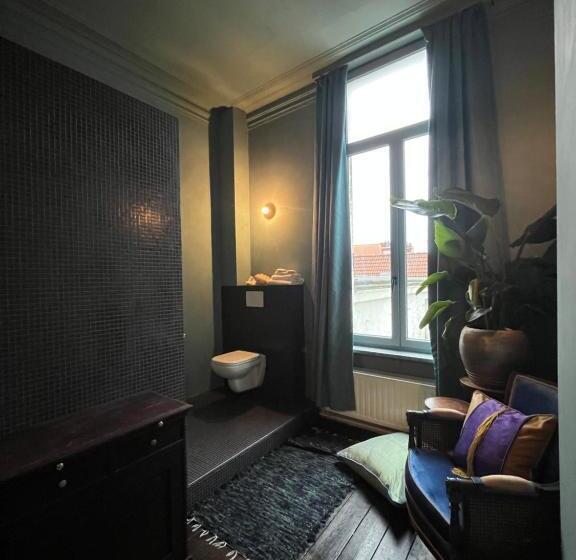 バルコニー付きスタンダードルーム, Guesthouse Nights By Morpheus