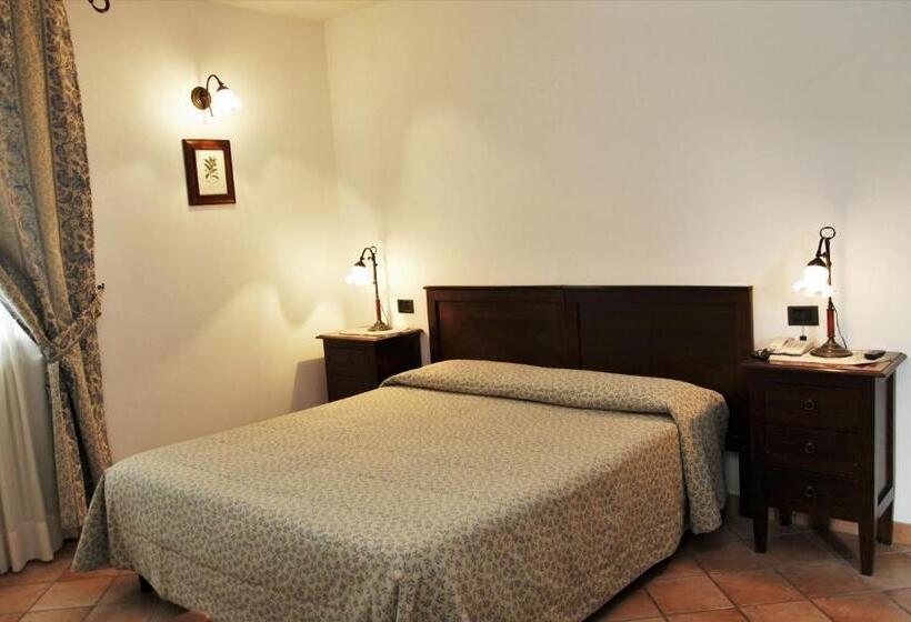 חדר סטנדרט לארבעה, Il Ghiro