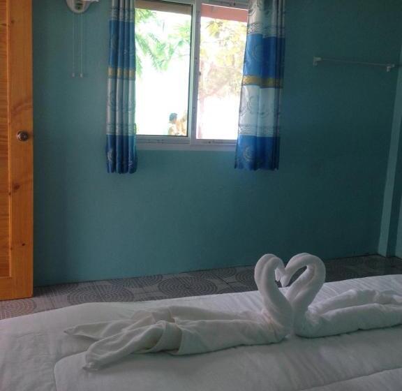 בקתה סטנדרטית, Koh Ngai Kaimuk Thong Resort