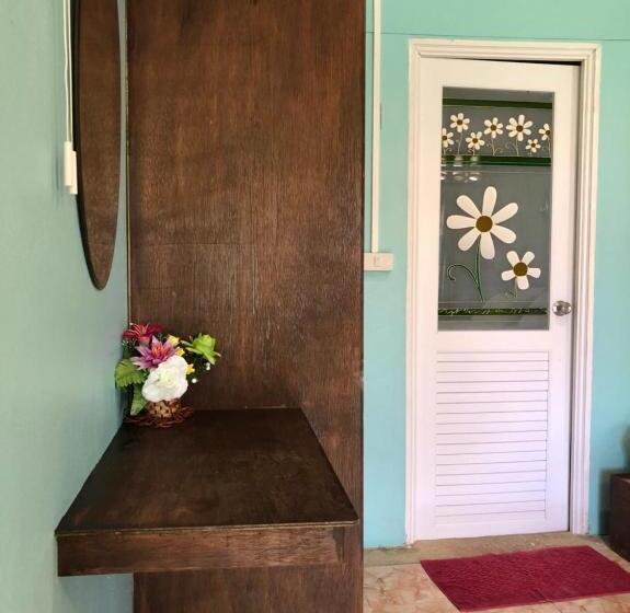 غرفة عائلية مطلّة علي البحر, Koh Ngai Kaimuk Thong Resort