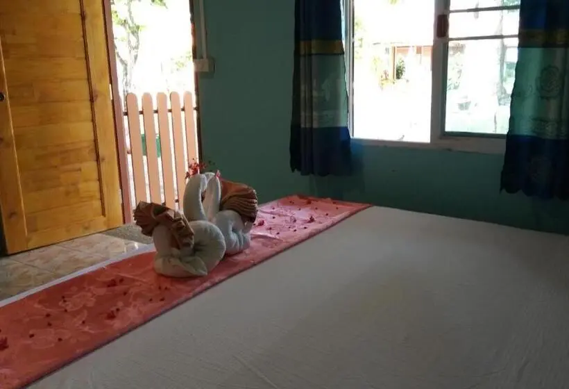 オーシャンビューファミリールーム, Koh Ngai Kaimuk Thong Resort