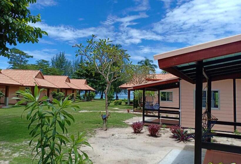 بنغل قياسي مع تراس, Koh Ngai Kaimuk Thong Resort