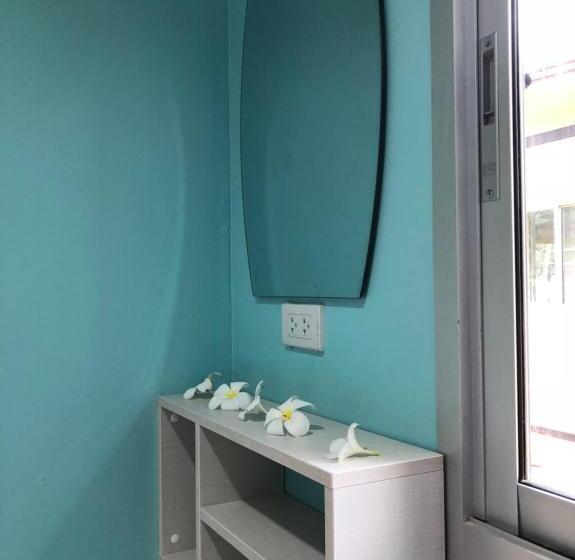 بنغل قياسي مع تراس, Koh Ngai Kaimuk Thong Resort