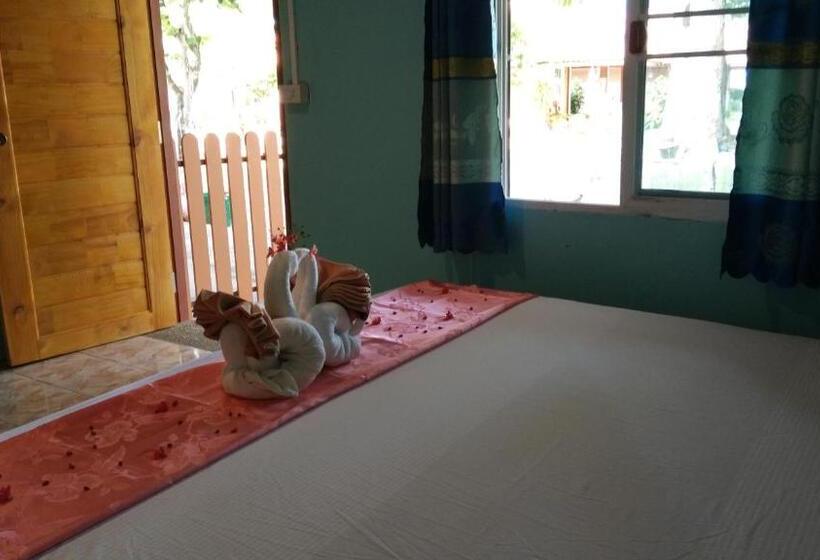 חדר משפחתי דלוקס, Koh Ngai Kaimuk Thong Resort