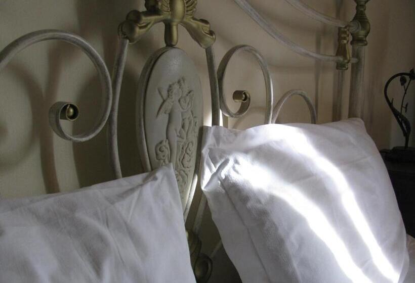 اتاق استاندارد, B&b In Villa