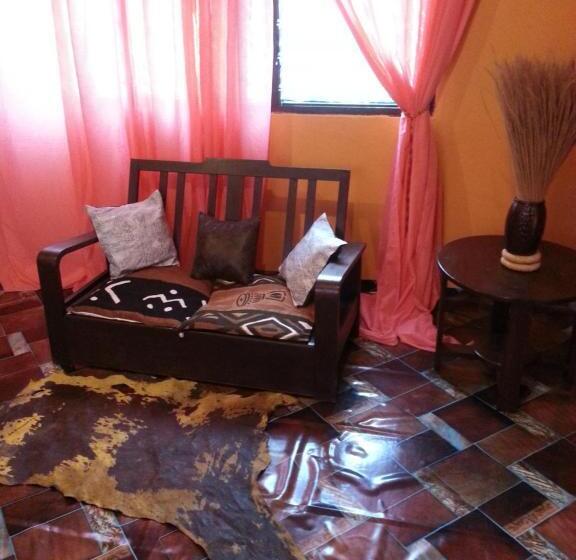 اتاق استاندارد, Golden Lilies