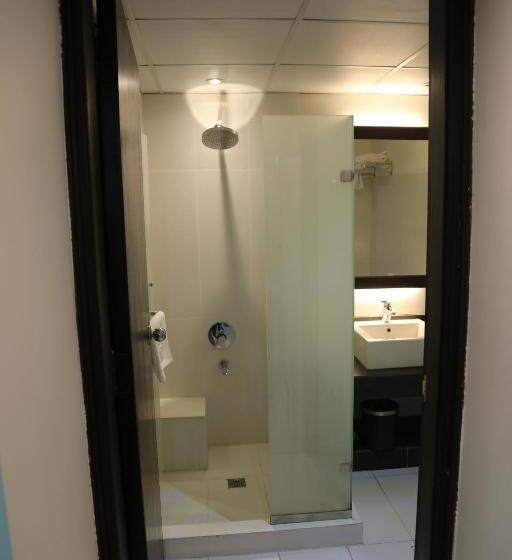 غرفة ديلوكس سرير كينج, Alagneha Almokmalia   Alslamah