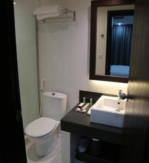 غرفة ديلوكس سرير كينج, Alagneha Almokmalia   Alslamah