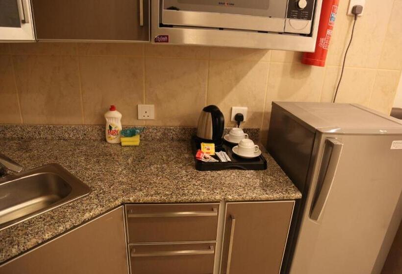 شقة غرفة واحدة, Alagneha Almokmalia   Alslamah