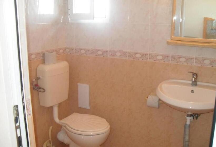 4인용 스탠다드 룸, Family Hotel Sinemoretz