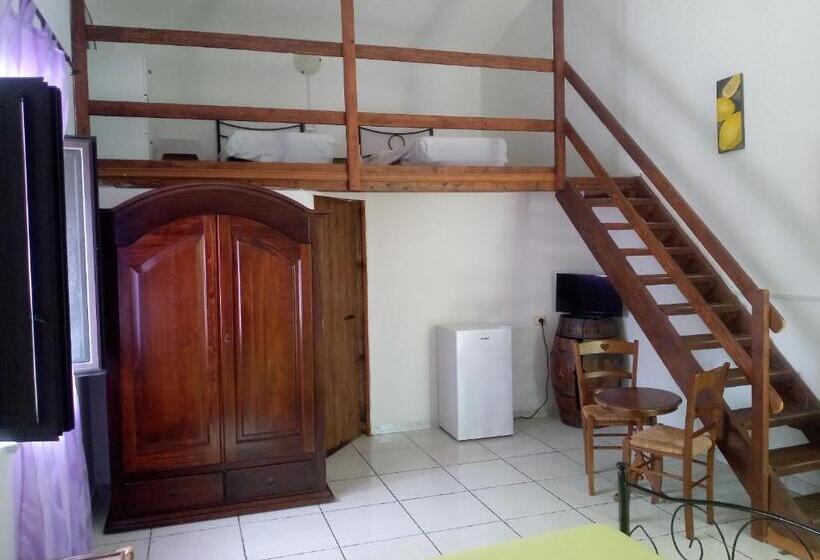 اتاق استاندارد چهار تخته, Agriturismo Silitta