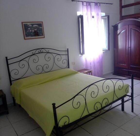 חדר סטנדרט לארבעה, Agriturismo Silitta