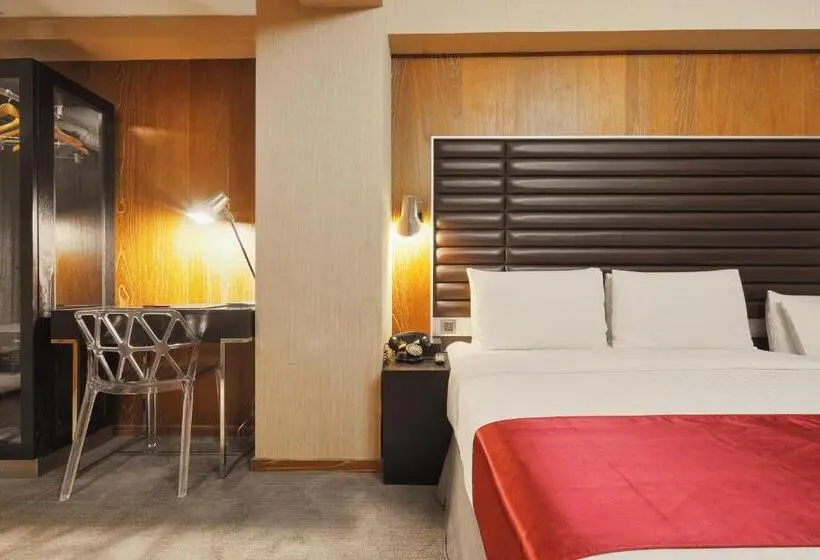 اتاق لوکس سه تخته, 新麗旅店 Newful