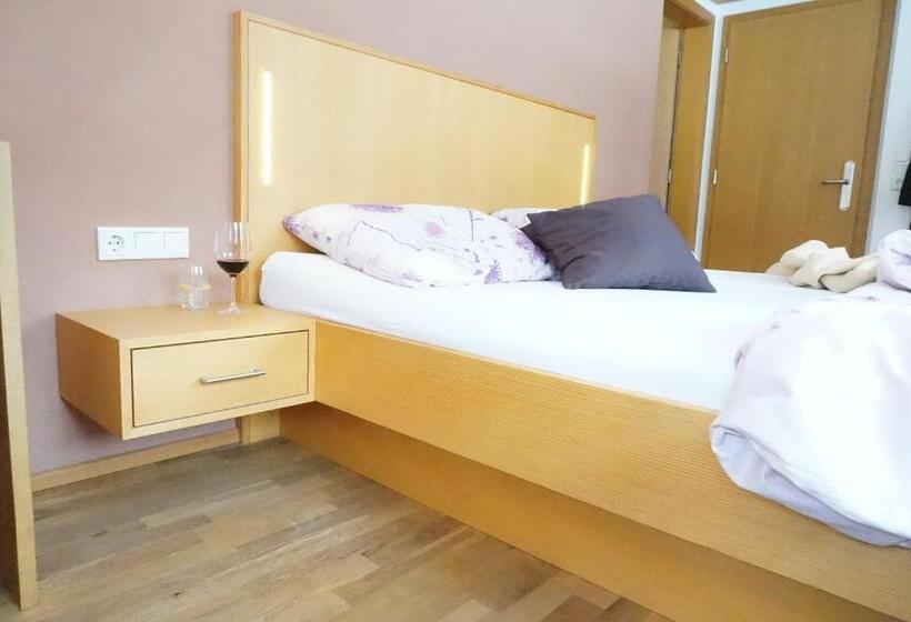 غرفة قياسية مطلة على الجبل, Haus Schwendinger