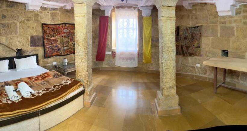 レイクビュースタンダードルーム, Lotus Haveli