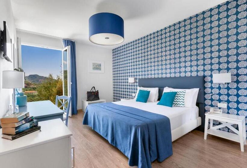 חדר דלוקס עם מרפסת, Vista Di Capri