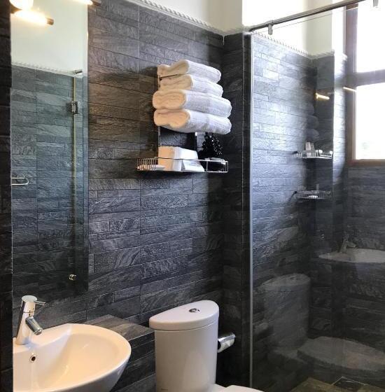 Habitació Estàndard, Arena