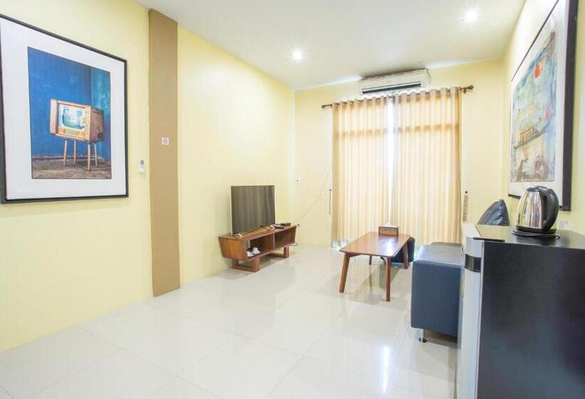 جناح إدارى, Aura Residence