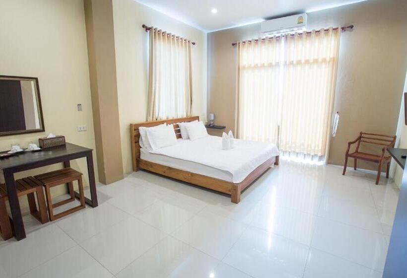 Номер Deluxe, Aura Residence