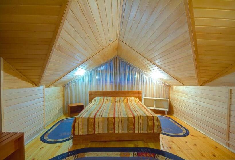 اتاق استاندارد, Hutor