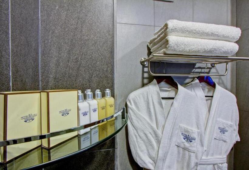 اتاق استاندارد با بالکن, Lulu