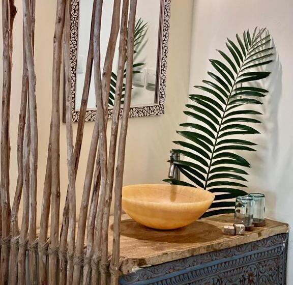 Номер Стандарт Вид на Сад, Marafiki Bungalows