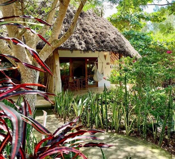 Номер Стандарт Вид на Сад, Marafiki Bungalows