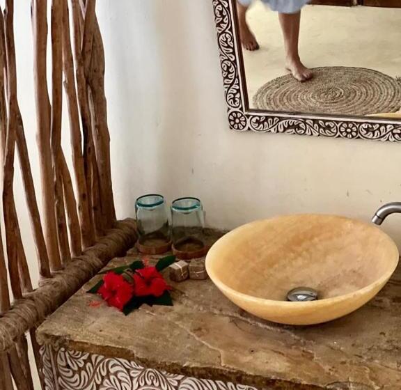 Трехместный Номер Deluxe, Marafiki Bungalows