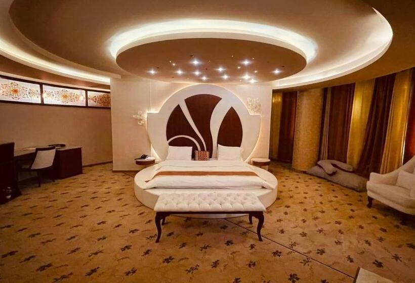 سوییت, Saleem Afandi