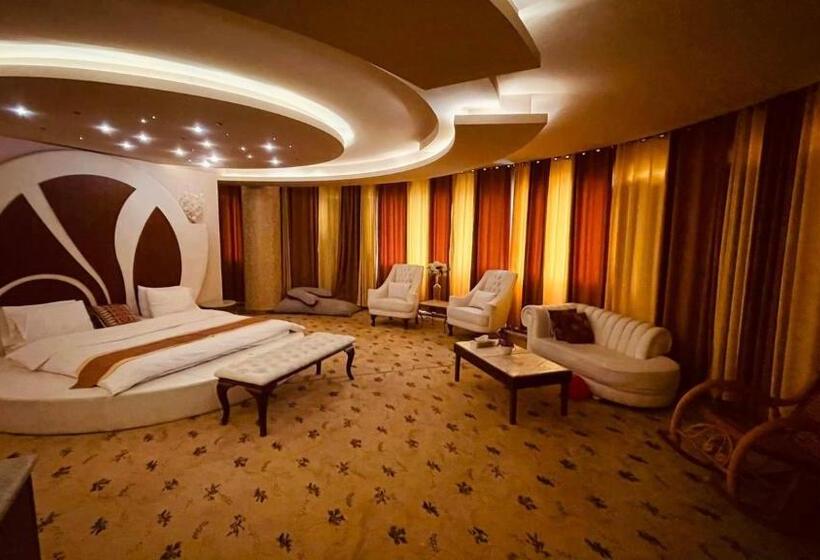 سوییت, Saleem Afandi