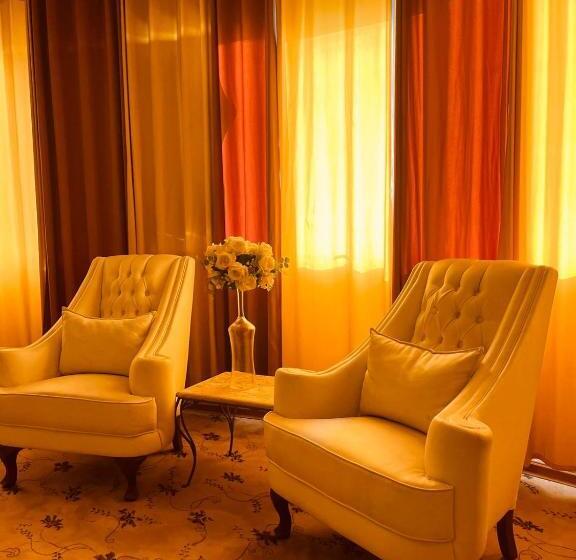 سوییت, Saleem Afandi