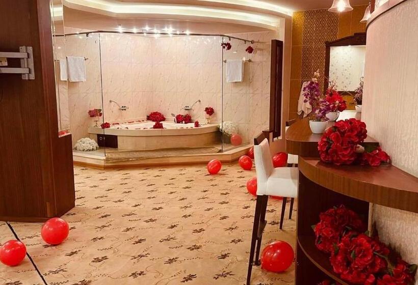 سوییت, Saleem Afandi