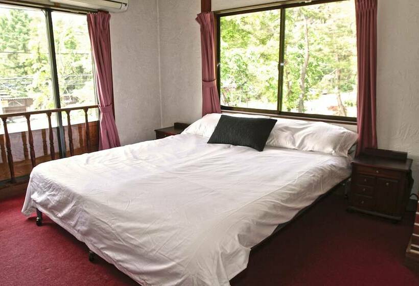 バス共有のスタンダードルーム, Powder Temple