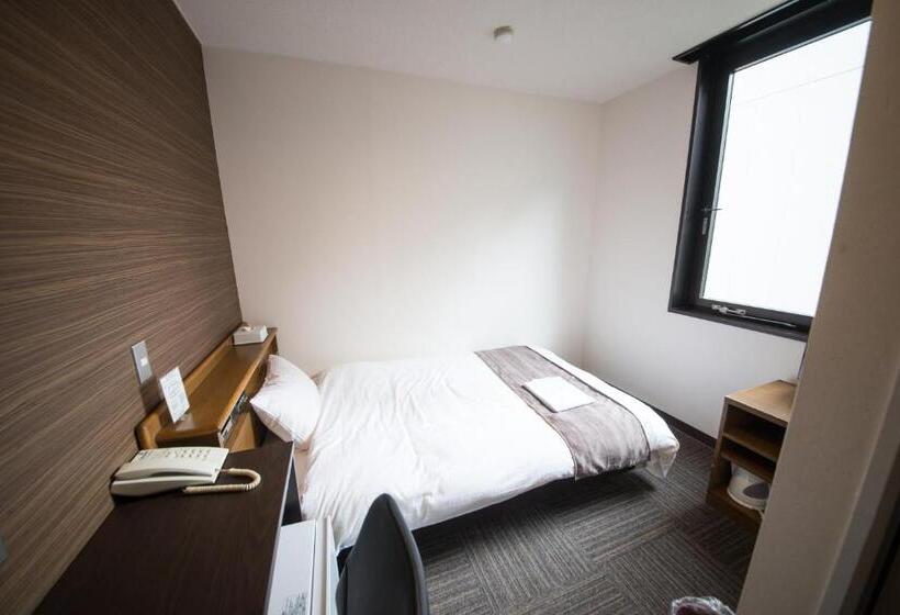 Quarto Basic Cama Casal, Sai