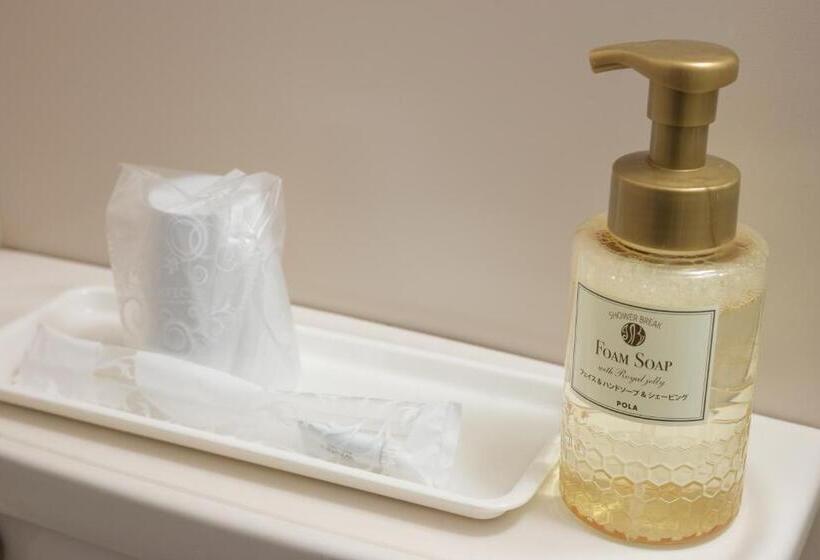 Quarto Basic Cama Casal, Sai