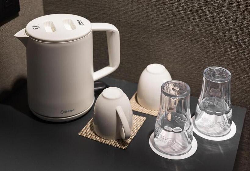 Quarto standart individual, Sai