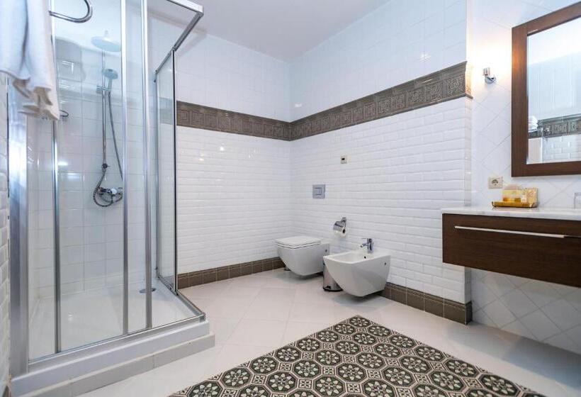 اتاق لوکس با بالکن, Marxal Resort & Spa