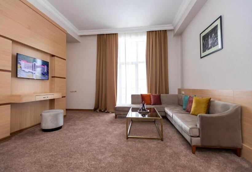 اتاق لوکس با بالکن, Marxal Resort & Spa